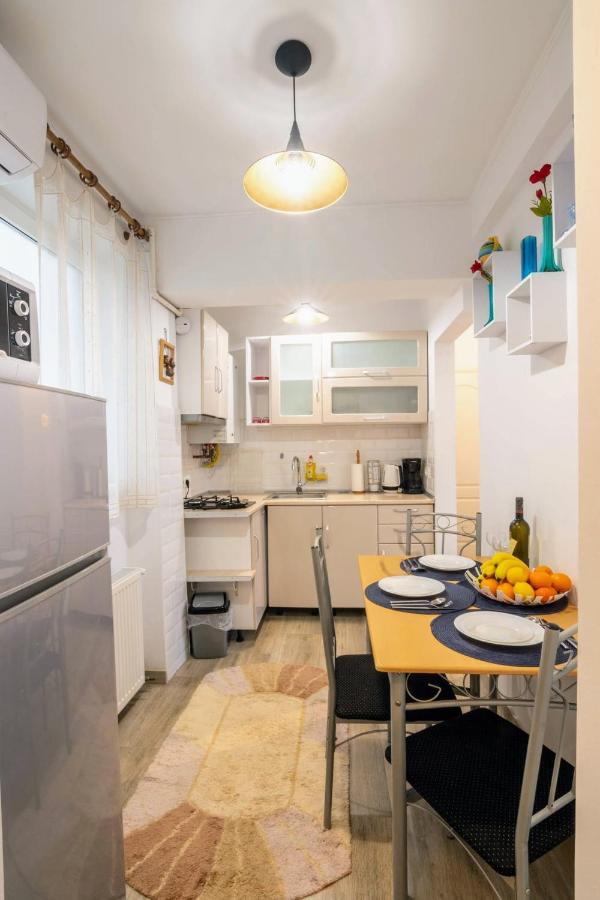 Modern & Stylish Apartment Excellent Location Superhost Constanţa Extérieur photo